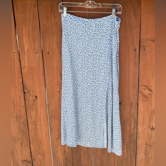 (3 for $60) H&M Floral Midi Skirt - Picture 1 of 3